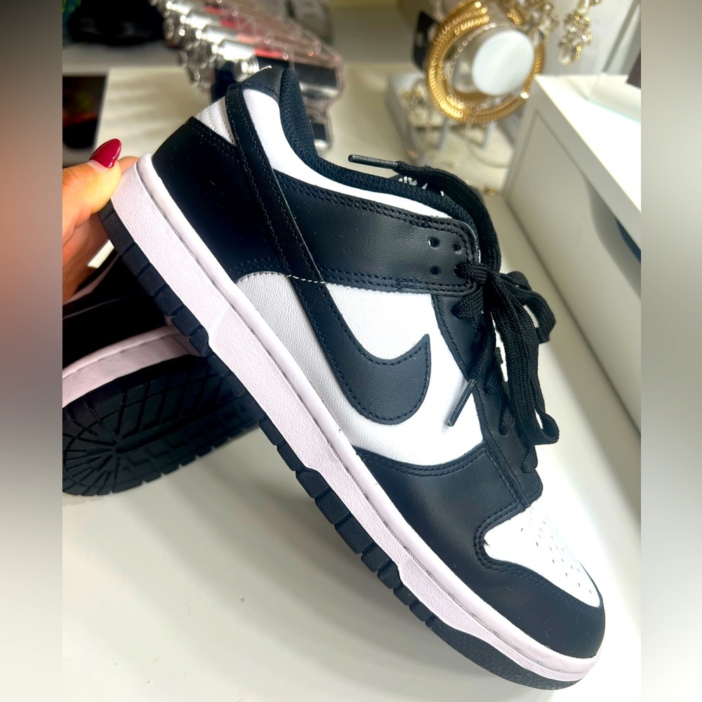 NIKE PANDA DUNKS🐼